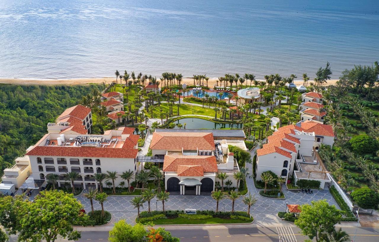 Radisson Resort Фантхьет Экстерьер фото